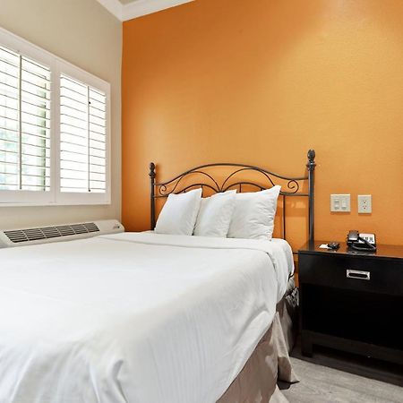 Le Blanc Inn&Suites El Monte Eksteriør bilde