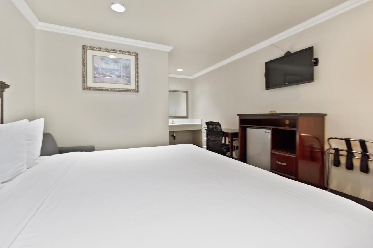 Le Blanc Inn&Suites El Monte Eksteriør bilde